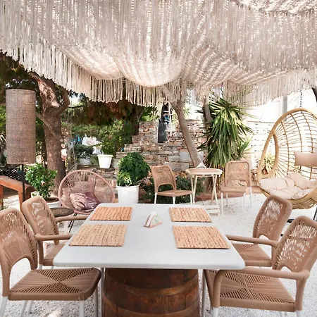 Sunrock - Begonia Aparthotel